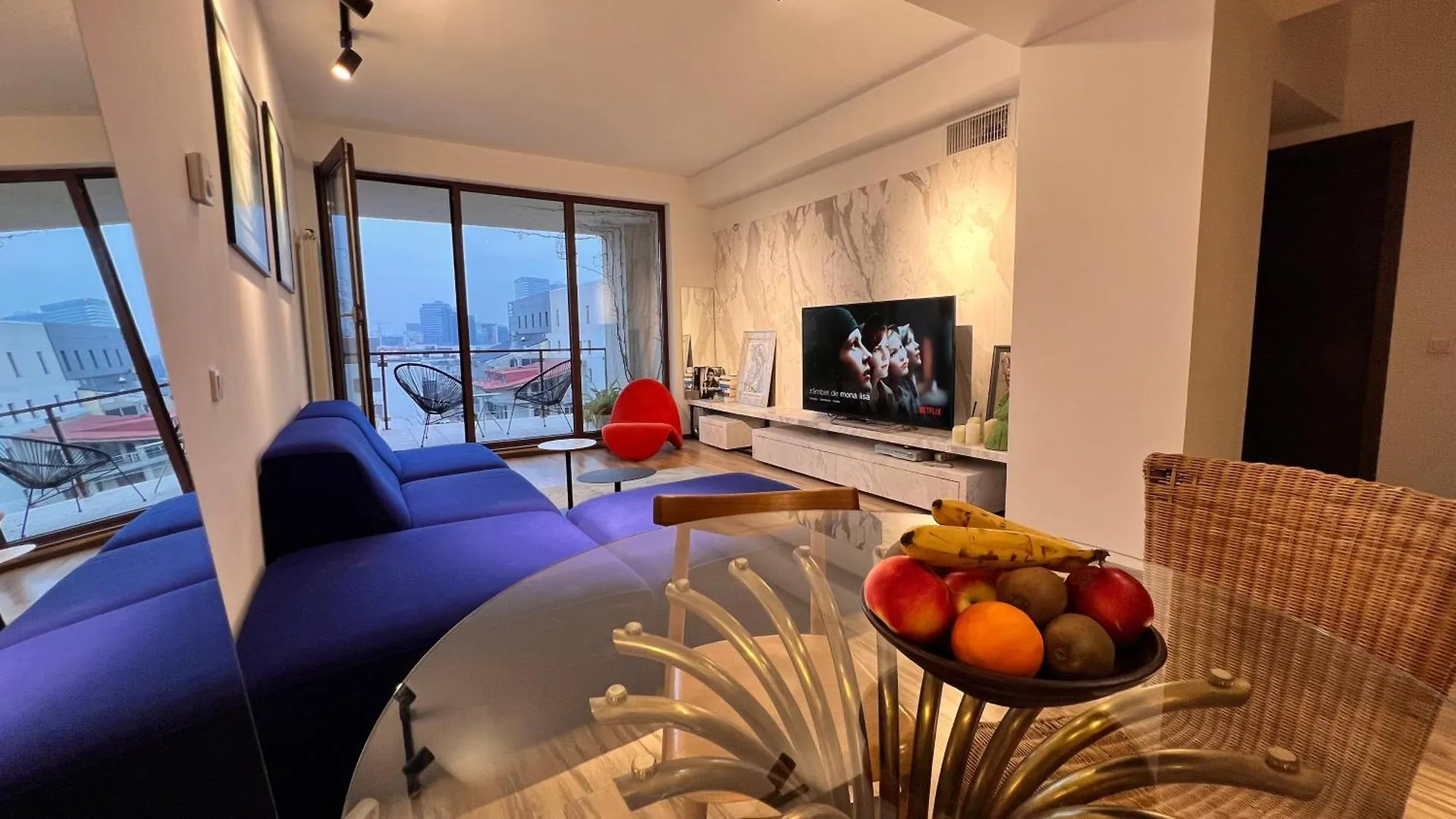 MyPlace Herăstrău Bucureşti 0*,